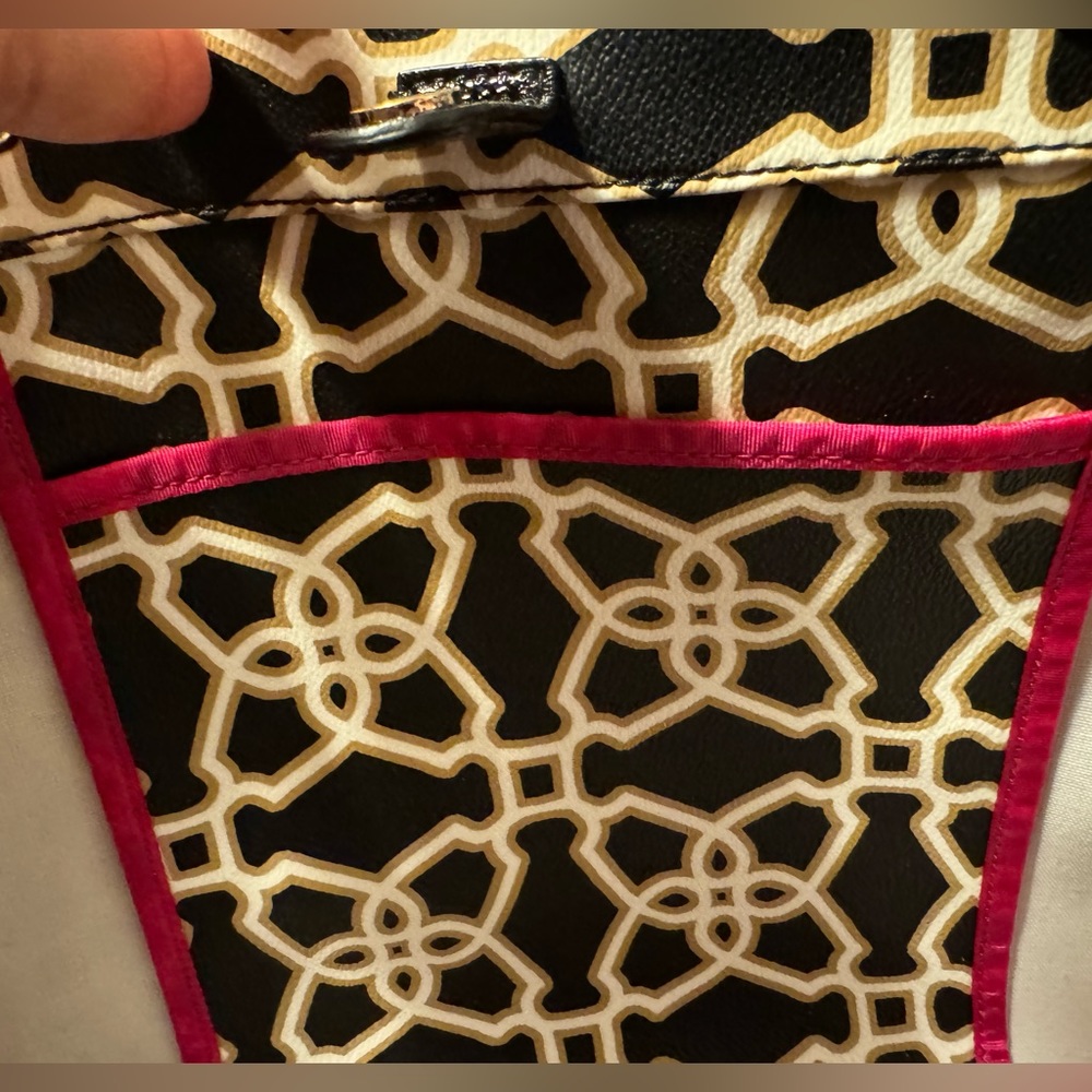 Kate Spade tote. Black with white/tan design. Snap closure. Excellent condition - Picture 10 of 14